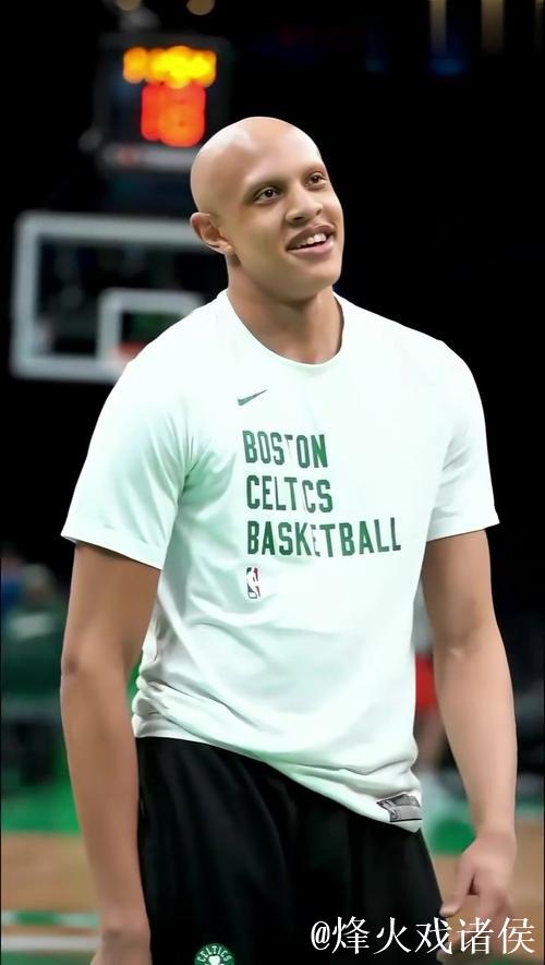 沃尔什首发仅出战17分钟,投篮3中2得到8分6篮板2抢断 沃尔什首发仅出战17分钟,投篮3中2得到8分6篮板2抢断